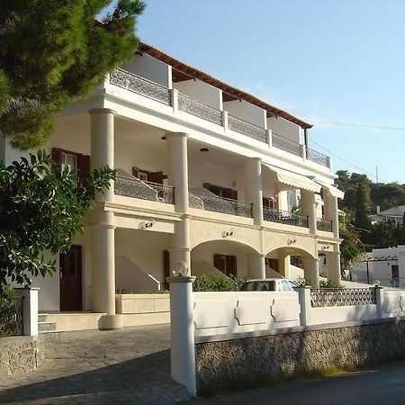 Oasis Hotel Masouri Eksteriør billede